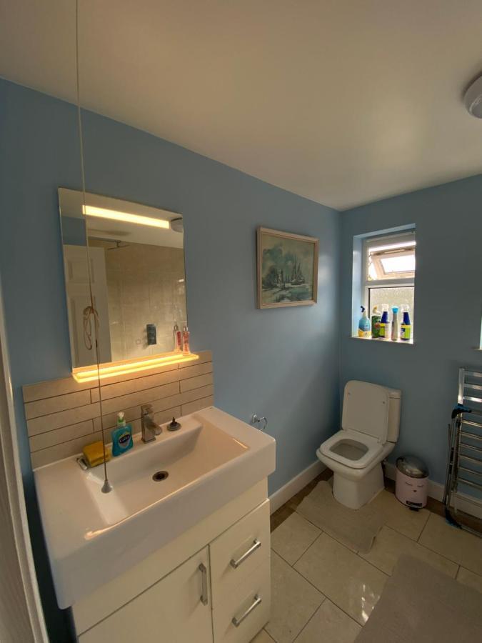 19 Shrewsbury Walk Apartamento Isleworth Exterior foto